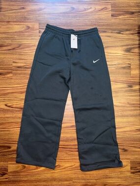 Nike Black Kids Fleece Joggers with White Swoosh